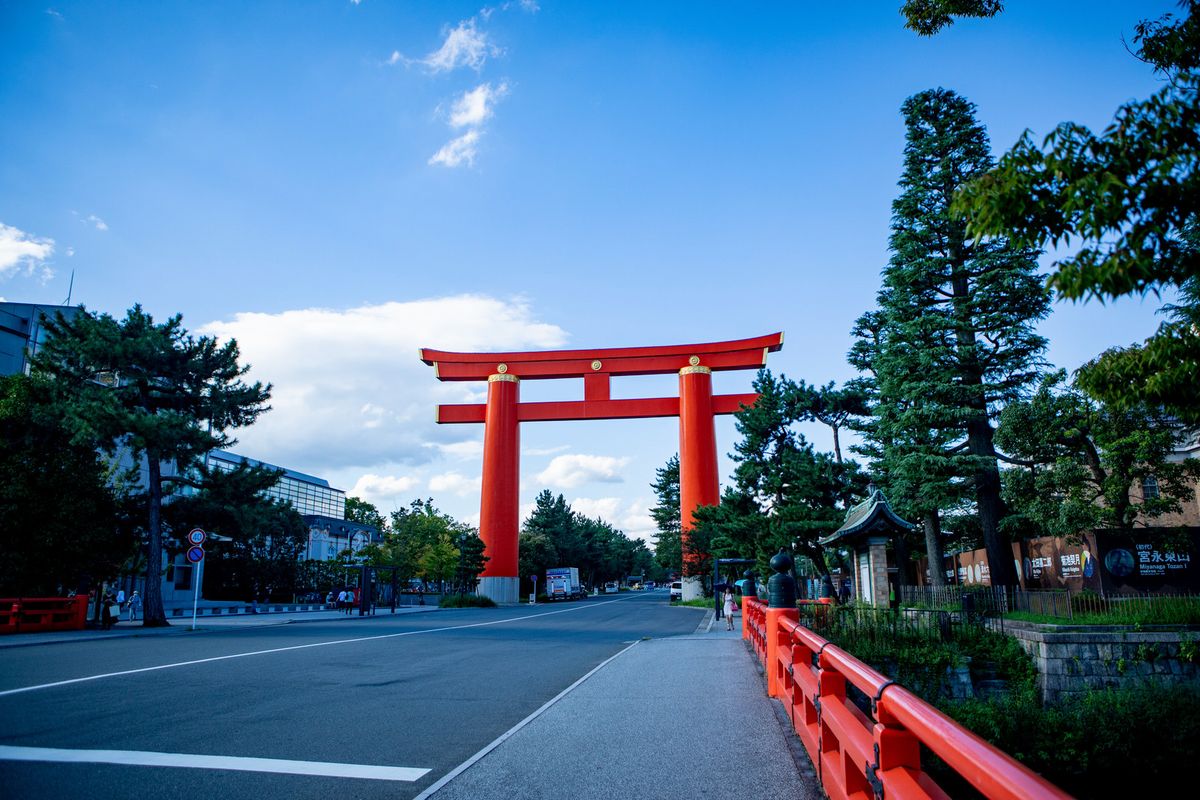 平安神宮の大鳥居